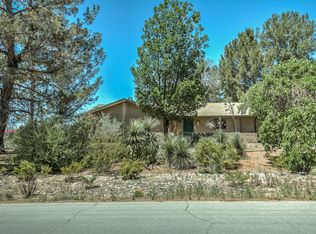 4237 E Winchester Rd, Las Cruces, NM 88011