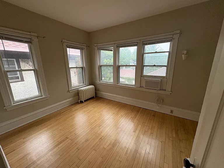 2753 Fremont Ave S #2 — Photo 8