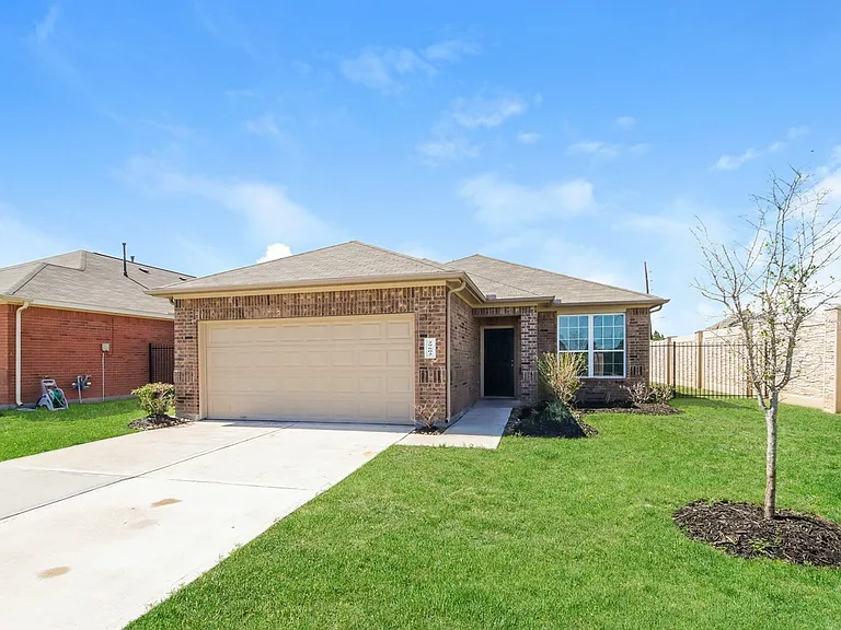 29602 Clover Shore Dr — Photo 3