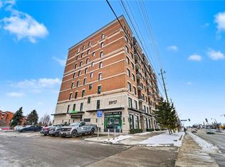 5917 Main St #609, Whitchurch Stouffville, ON