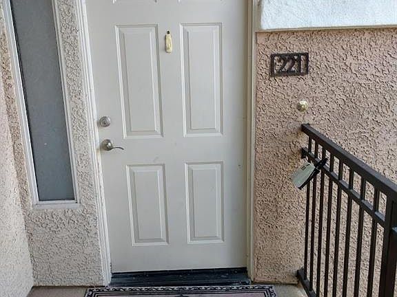 3rd image of 2325 Windmill Pkwy APT 221