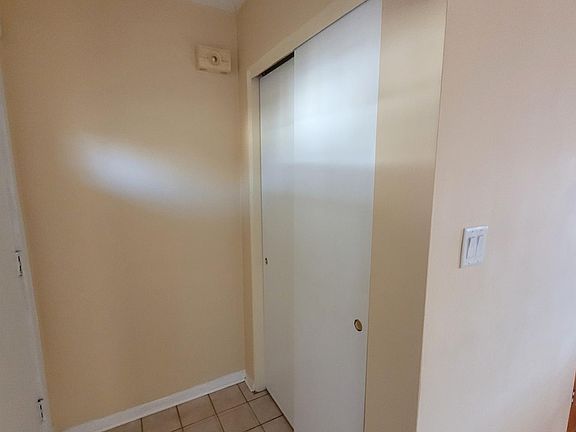 5th image of 12 Garden Dr APT 11