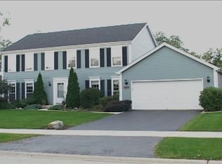 45 Christina Cir, Wheaton, IL