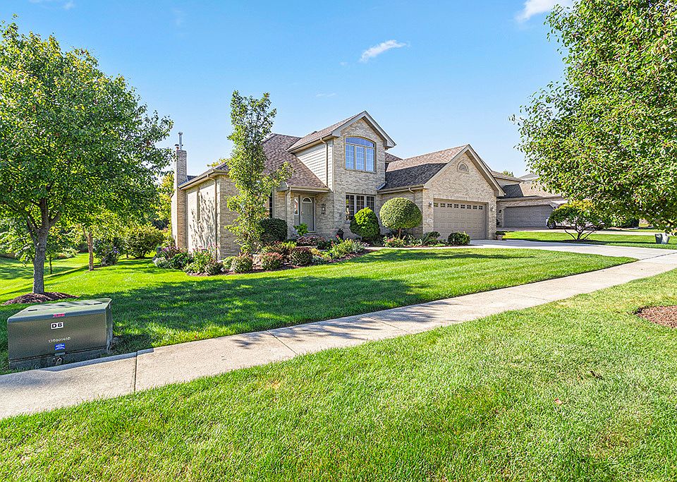 2nd image of 495 Senon Dr