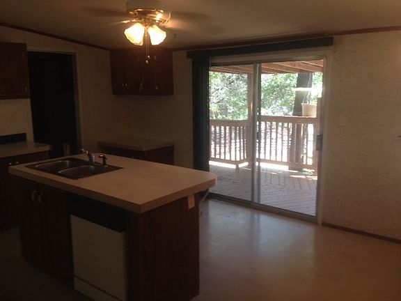 4th image of 5202 Lakeaire Blvd