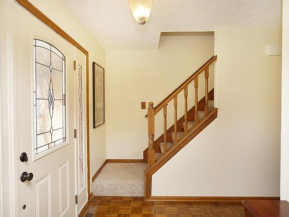4th image of 8280 Fawnknoll Ct