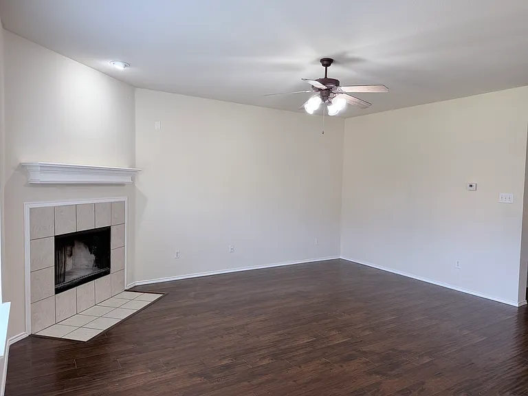 3200 Nandina St — Photo 5