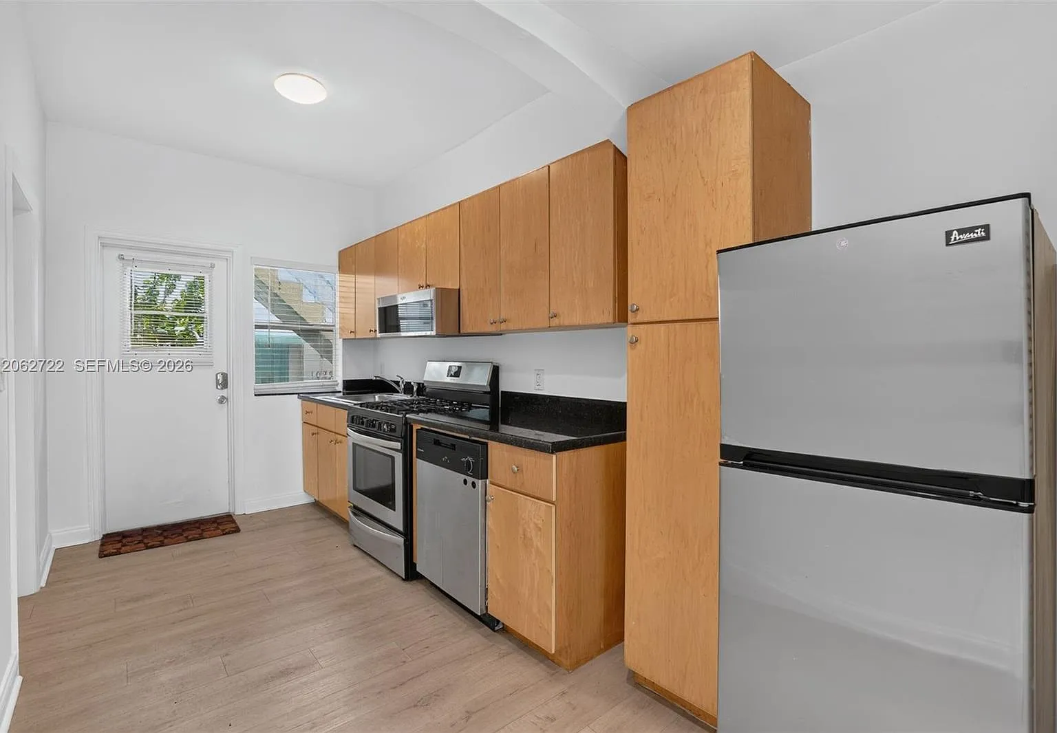 Vila Mara Condo — Photo 1