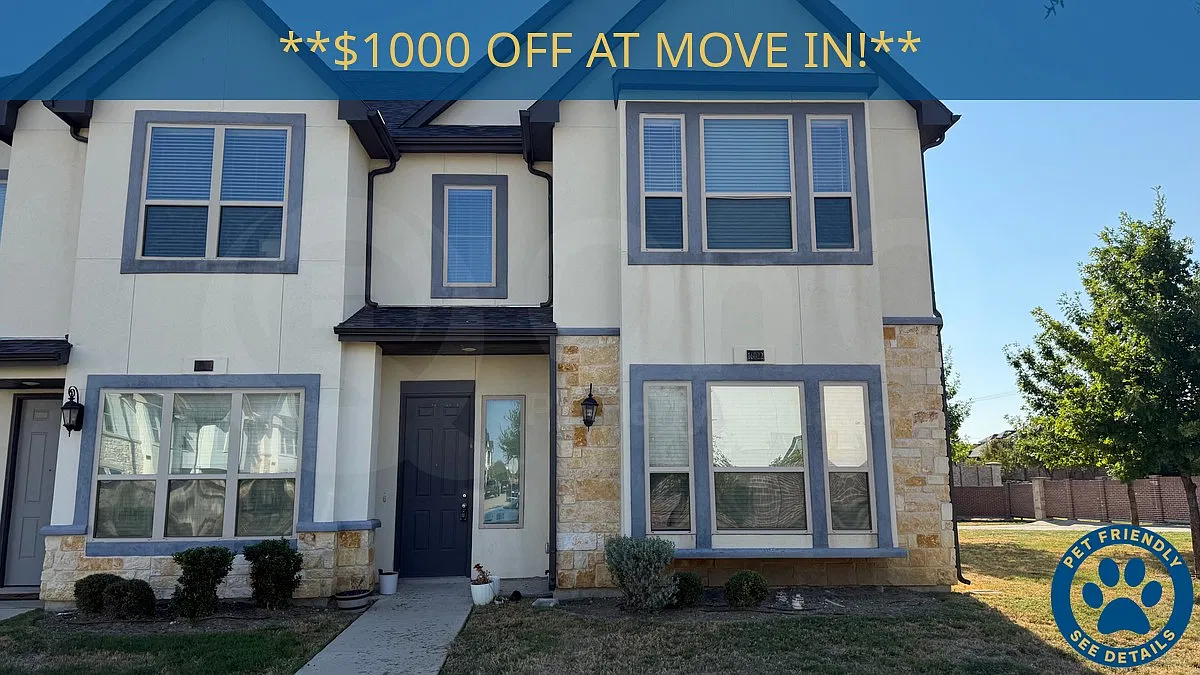 4 bed, 2.5 bath, 2159 sqft, $2,249 — Photo 1