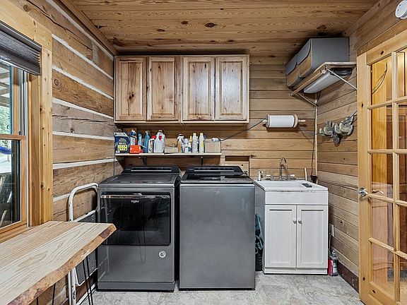 24th image of this home