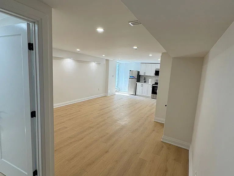 50 Mill Ln #BSMNT — Photo 7