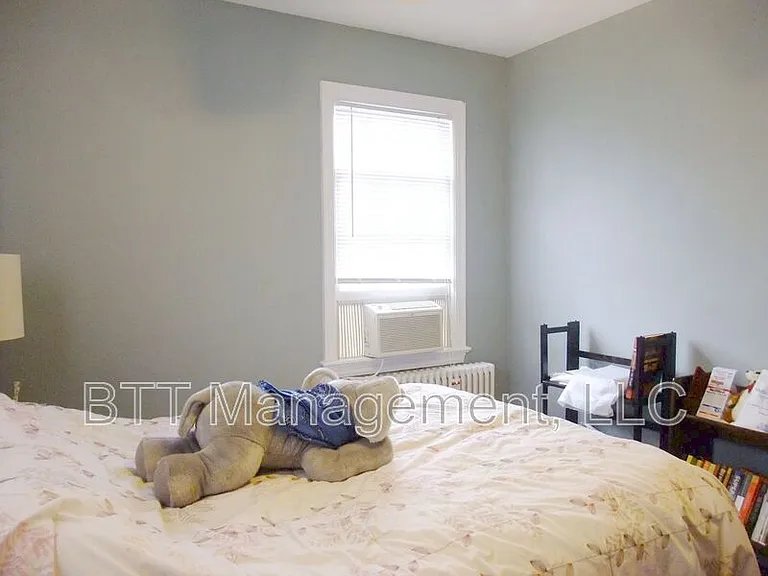 8401 Greenwood Ave #3 — Photo 52