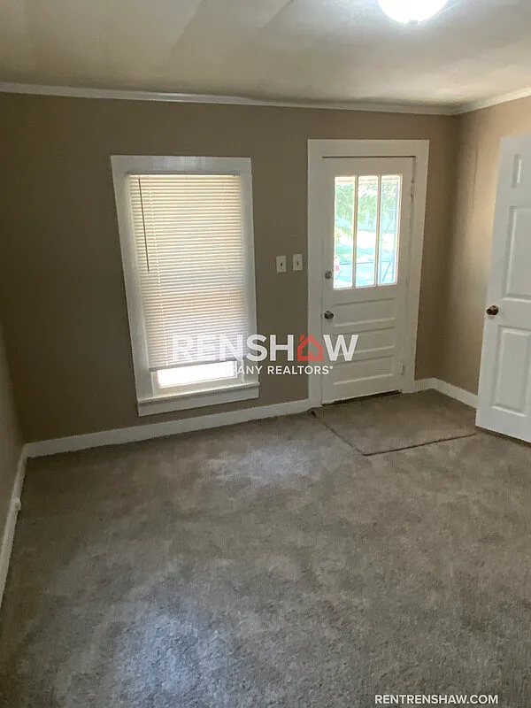 2 bed, 1.0 bath, 912 sqft, $500 — Photo 3