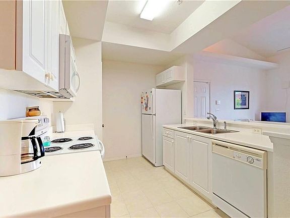 5th image of 9065 Colby Dr APT 2517