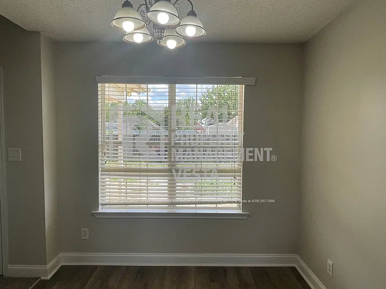 313 Canterfield Dr — Photo 7