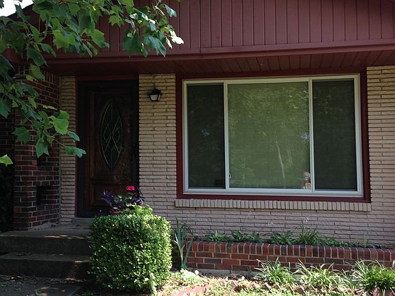 2nd image of 2310 Dundee Ln