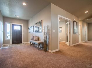 4742 SW Volcano Ave, Redmond, OR 97756