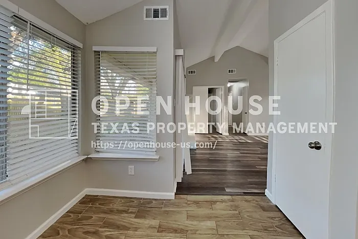 2203 Wheathall Camp Ln — Photo 9