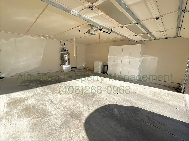 6082 Montgomery Ct — Photo 12