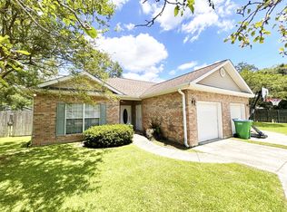 12341 Pineview Ln #B, Ponchatoula, LA 70454