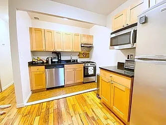 Rented by Manhattan Spaces