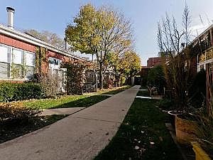 1st image of 5823 N Ravenswood Ave APT 119