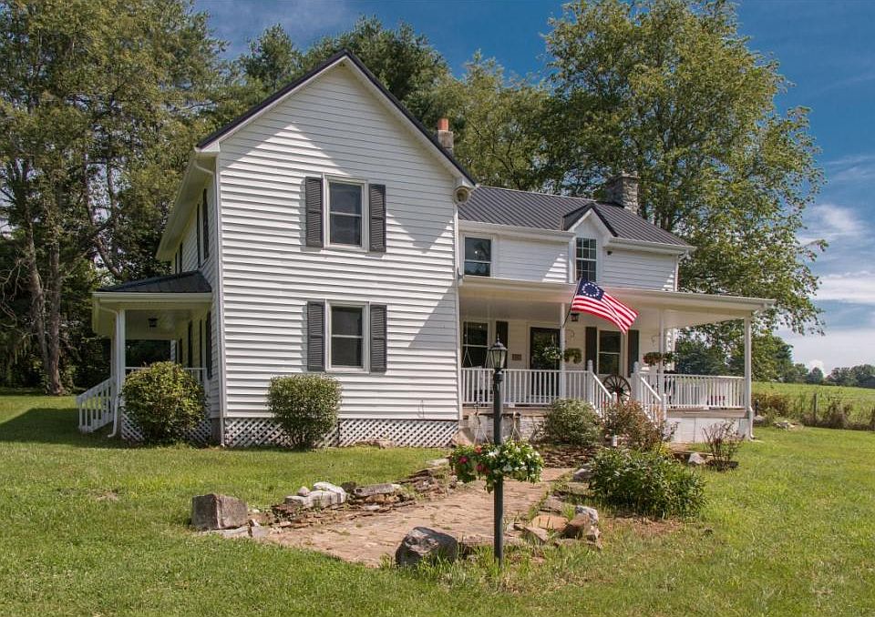 1st image of 20217 Shadowood Cir