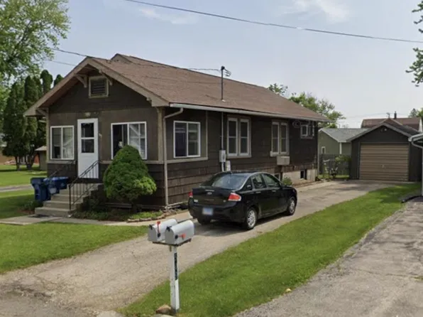 513 Wellmoor St, Savanna, IL 61074