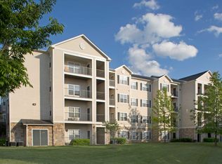 The Reserve at Fairfax Corner, Fairfax, VA 22030