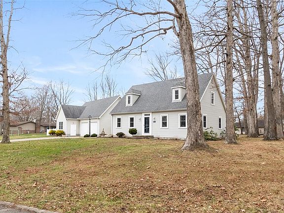 2nd image of 391 Big Horn Ln