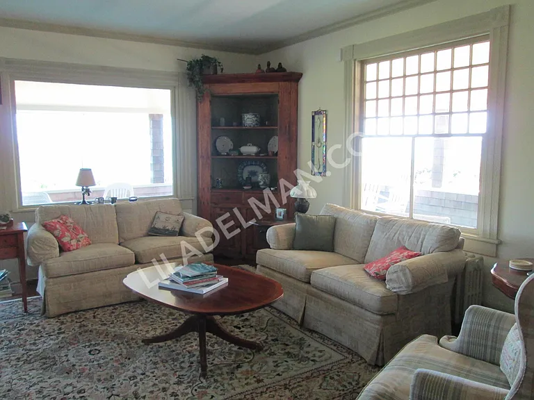 28 Newport St — Photo 10