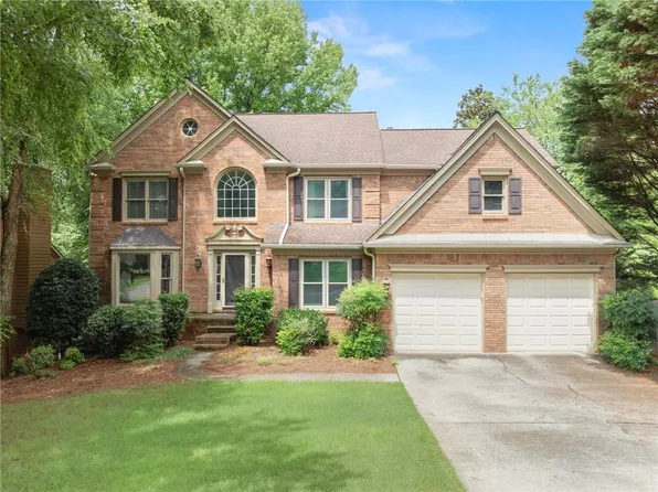 415 Fairford Ln, Johns Creek, GA 30097