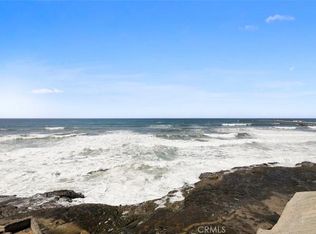 1761 Ocean Front St, San Diego, CA 92107