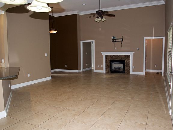 Tile Floors in Kitchen & Living Room / 12' Vaulted Ceilings