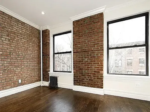 222 E 12th St, New York, NY