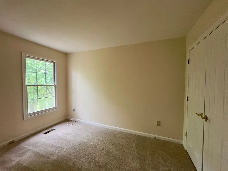 53 Cedarwood Cir — Photo 30