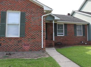 4900 Independence Blvd APT 11, Lumberton, NC 28358