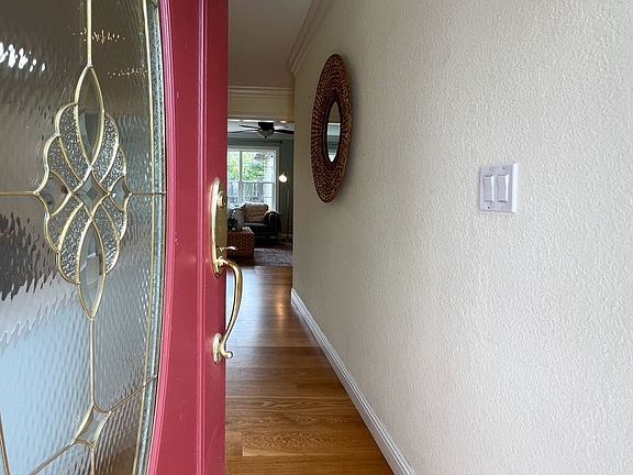 4th image of 3321 Anita Ct