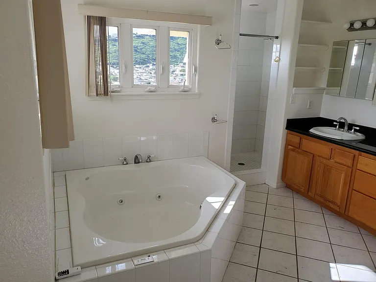 3452 Sierra Dr — Photo 11