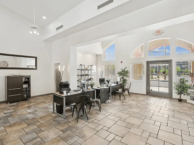 The Village at Sun Valley Apartments — Photo 9