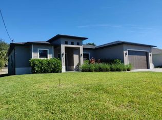 1827 NW 28th Ave, Cape Coral, FL 33993