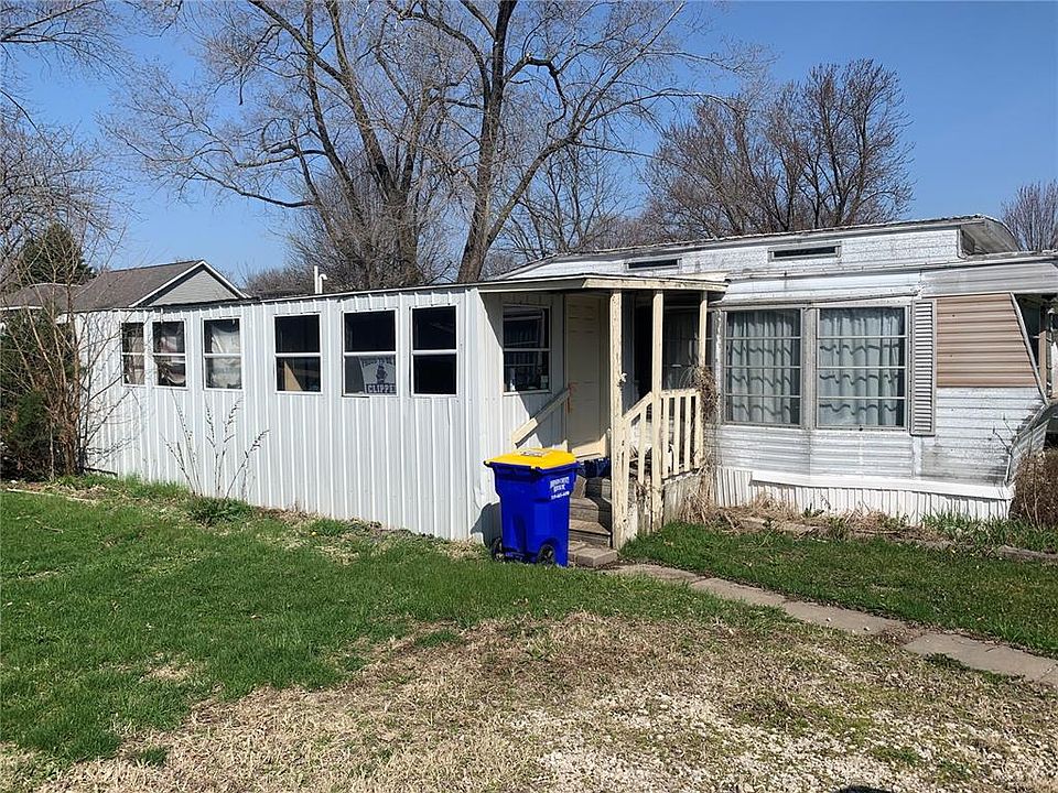 2nd image of 101 Summerhays St