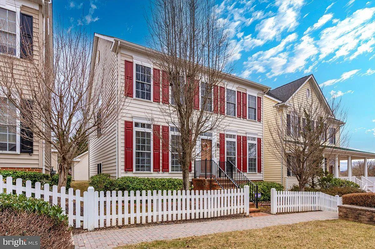 23418 Tailor Shop Pl photo 1