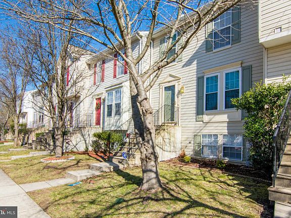 3rd image of 2411 Bolton Ln #6