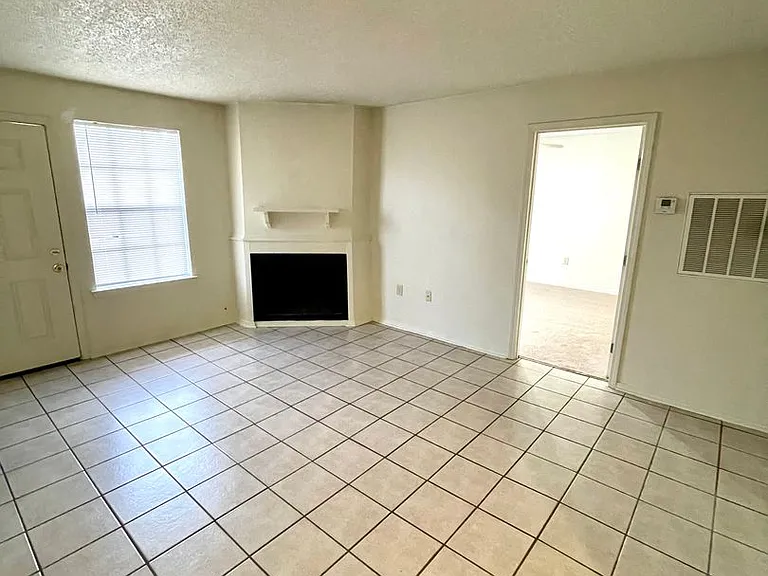 2705 Amanda Dr #A-D — Photo 18