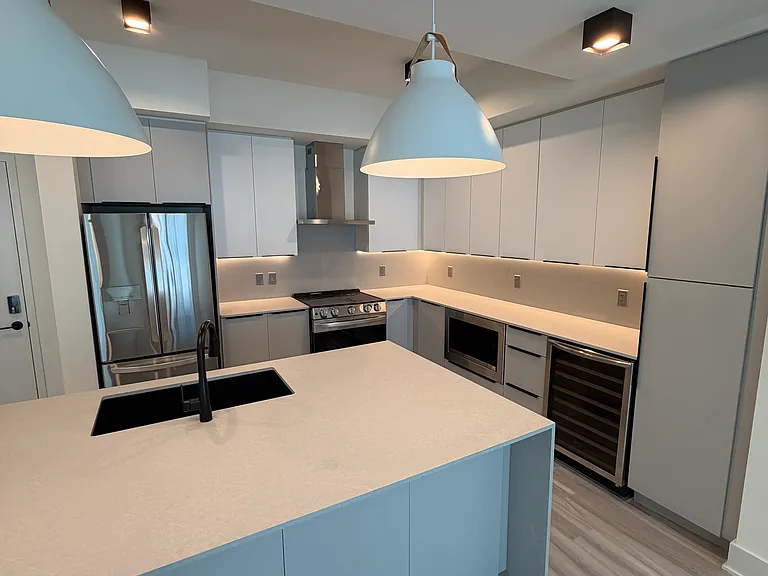515 SW 3rd Ave #B — Photo 2