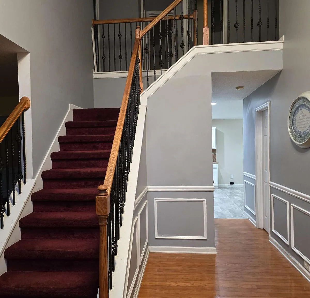 6 bed, 3.0 bath, 3904 sqft, $2,700 — Photo 2