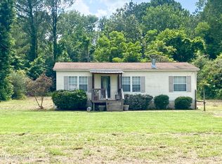 1015 Lomax Ln, Crystal Springs, MS 39059