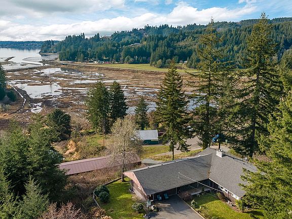 2nd image of 94532 Golf Course Ln