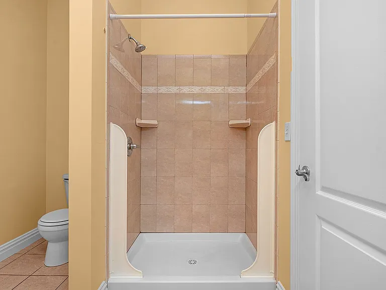 2300 N Calvert St — Photo 17